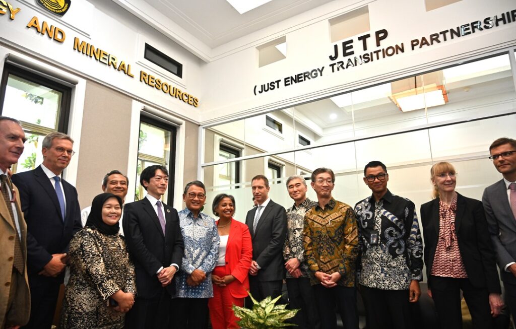 Asociaciones para una transición energética justa. Anuncio del Just Energy Transition Partnership en Indonesia. Crédito: Embajada de Estados Unidos en Jakarta.