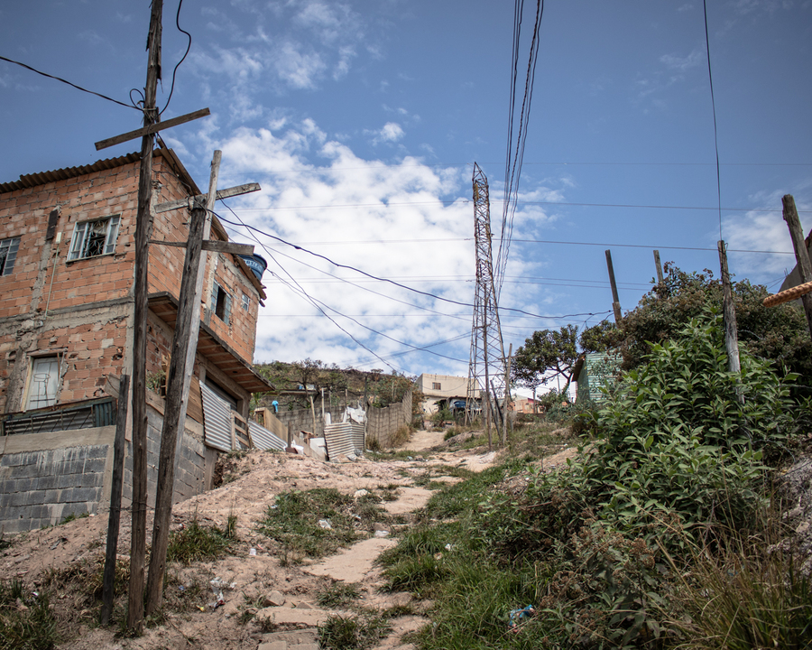 Rua da comunidade Terra Nossa. Foto: Amanda Magnani