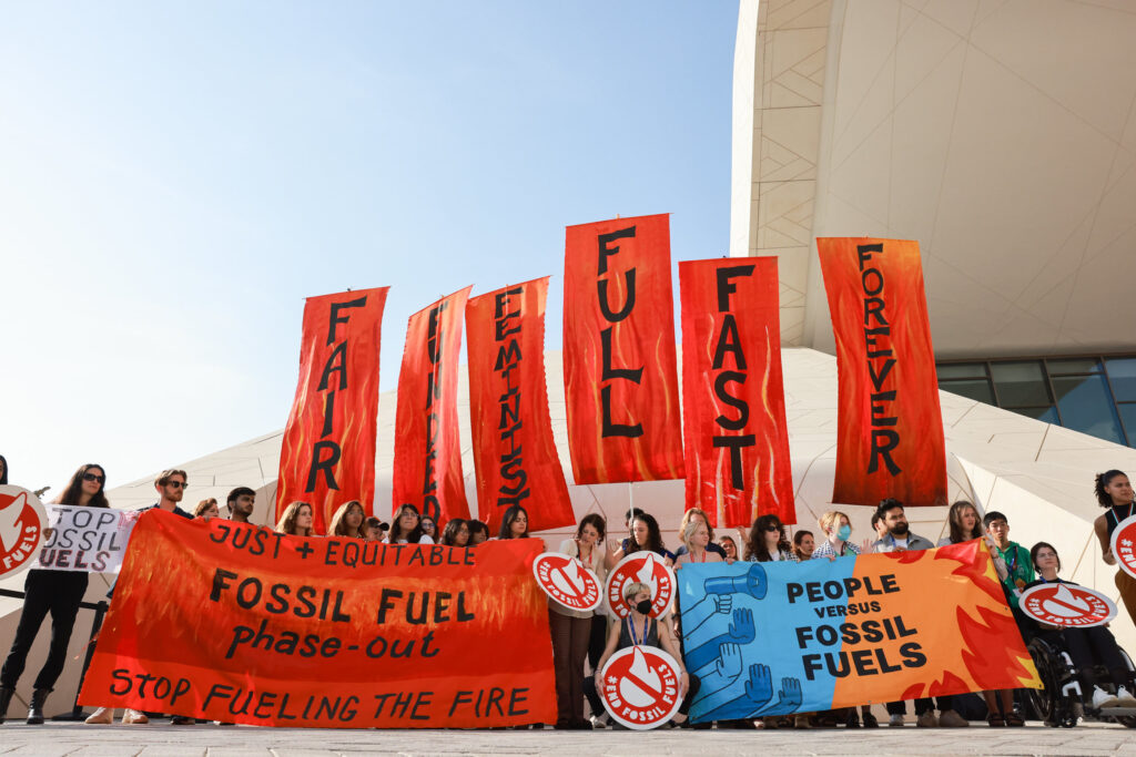 Manifestación de la sociedad civil en el predio de la COP28. Foto: UNFCCC