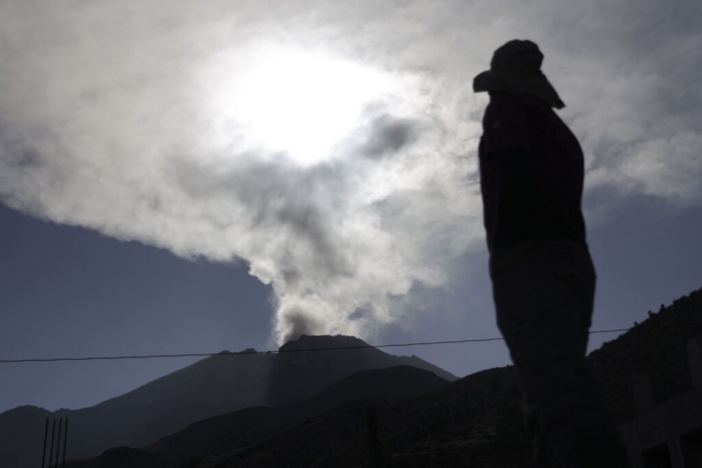 Los “factores políticos y de mercado” que frenan el desarrollo de la energía geotérmica en Perú
