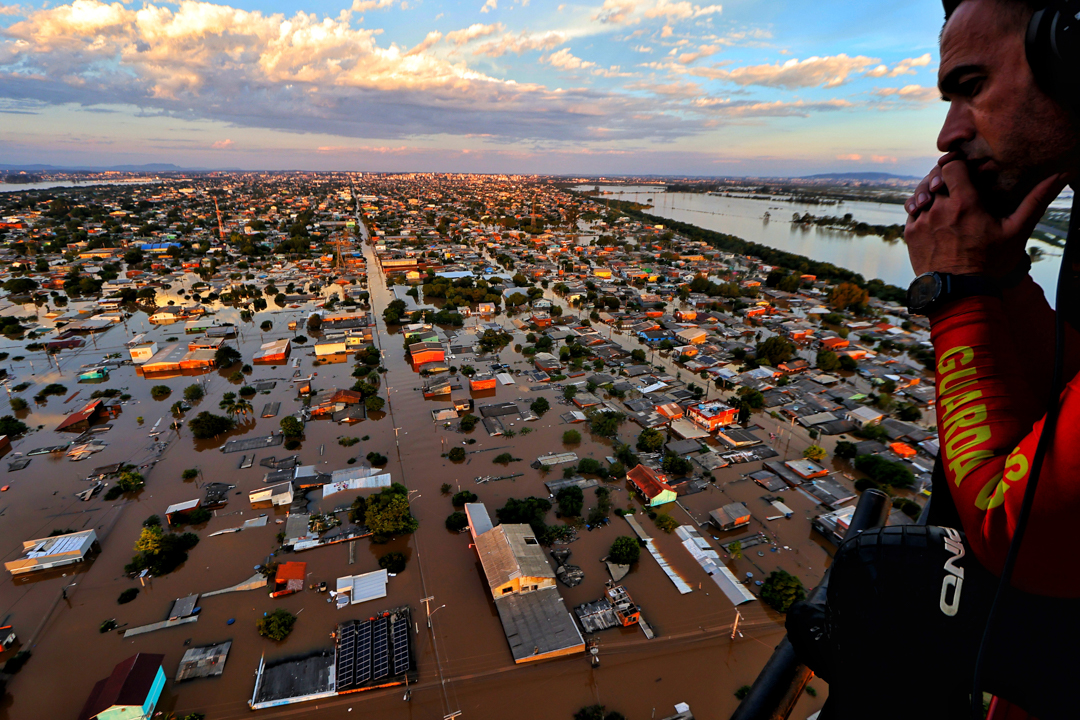 Enchentes no Sul do Brasil deixam um Estado inteiro embaixo d’água